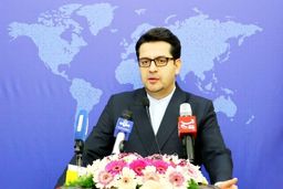 وقتی انگشت اتهام نشان می‌دهید سه انگشت دیگرتان به سمت خودتان است