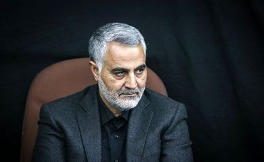 نامهای که شهید حاج قاسم سلیمانی وصیت کرد در کفنش بگذارند