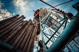 قیمت نفت ایران هیچ ارتباطی با نفت آمریکا ندارد