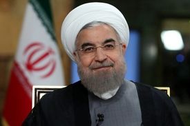 روحانی:‌ پرتاب &#8220;ماهواره نور&#8221; ارزشمند و مبارک است