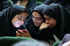 اگر کودک یا نوجوان موبایل به دست دارید این مطلب را از دست ندهید!