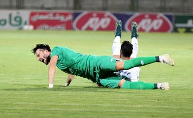 پیروزی ماشینسازی مقابل ذوبآهن در دیداری جنجالی