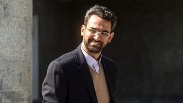فیلترینگ در اختیار من نیست