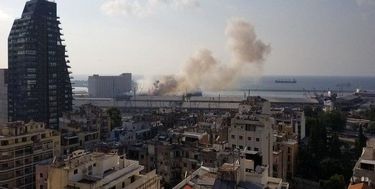 انفجار در بندر بیروت/ یک خبرنگار عراقی زخمی شد