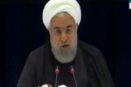 روحانی: اطلاعات دولت باید در اختیار مردم قرار بگیرد/ دسترسی مردم به اطلاعات راه بسیاری از تخلفات را بسته است