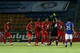 تساوی پر گل پرسپولیس ـ گل‌گهر/ شاگردان گل‌محمدی هم‌چنان بدون برد پس از قهرمانی