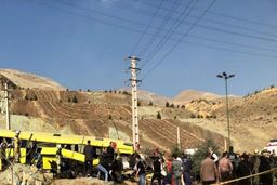 واژگونی مرگبار اتوبوس در دانشگاه علوم تحقیقات