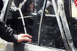 خودسوزی مادرکرجی و دختر ۸ ساله اش داخل پراید