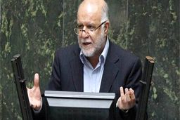 زنگنه: وزارت نفت از هر پیشنهادی برای فروش نفت استقبال می‌کند