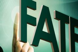 قفل کردن دولت با اهرم لوایح FATF