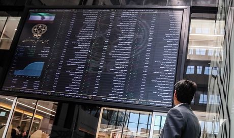 بورس سبز می ماند؟/ زور دامنه نوسان نامتقارن بر بازار چربید!