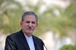 جهانگیری: ارز ۴۲۰۰ تومانی موفق بود/ ناهماهنگی میان دستگاه‌ها باعث گرانی مرغ شده است