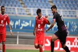 هفته نوزدهم لیگ برتر – توقف پرسپولیس در آغاز سال جدید-سرخ پوشان به صدر رسیدند