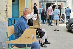 ادامه واکسیناسیون در انتظار محموله‌های جدید