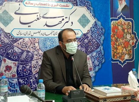 ۴۰ درصد اقتصاد ایران مالیات نمی دهد