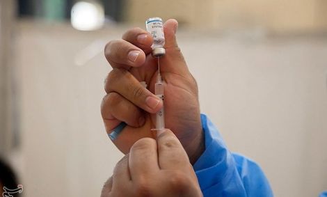 اتفاق عجیب در یکی از مراکز واکسیناسیون اورژانس +عکس