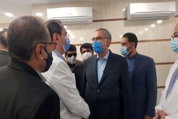 وزیر بهداشت:تحقق مطالبات کادر درمان در حال پیگیری است
