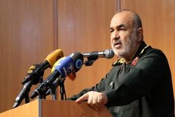 سردار سلامی : شرایط ما معمولی نیست