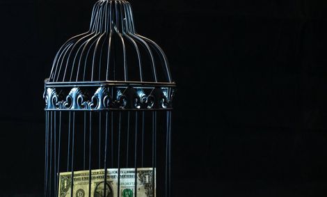 دلار ۱۰هزار تومان واقعی است!