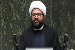 علت اصلی مشکلات کشور نظام آموزشی بی‌سواد پرور و استعدادکش است
