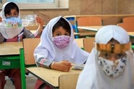 منع مدارس جهت «اعمال محدودیت» و «شرط واکسن» برای دانش‌آموزان
