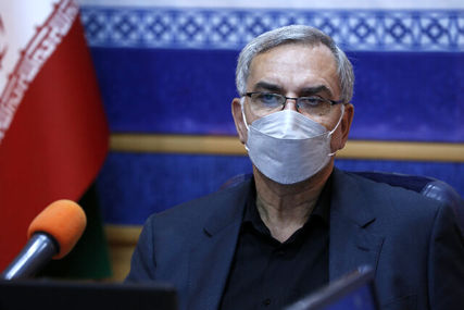 وزیر بهداشت: اگر در تولید واکسن خودکفا نشده بودیم در تأمین واکسن با مشکل مواجه می‌شدیم