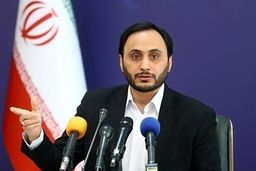 وزیر کار مورد تقدیر قرار گرفت نه تذکر!
