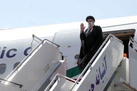 رییس‌جمهور عازم قطر شد