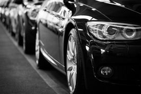 تبعات واردات خودرو به کشور
