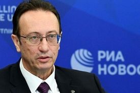هیچ مانع غیر قابل عبوری در مسیر احیای برجام وجود ندارد