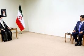 جمهوری اسلامی در مواقع سختی دست دوستان خودرا میگیرد