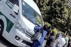 گشت ارشاد باید مبتنی بر حفظ کرامت زنان باشد