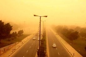 انتقال توده گرد و خاک از عراق به ایران