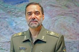 دستور وزیر دفاع برای برای کمک به مردم زلزله زده هرمزگان