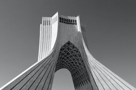 تهران جزو «بدهای» جهان