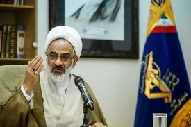 نماینده ولی فقیه در سپاه: همه بلا‌ها را از دست اصلاح طلبان می‌کشیم