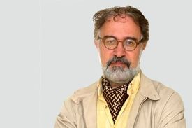 حکومت را چه شده که با اینکه می داند &#8220;گشت ارشاد&#8221;غلط است اما جرات تغییر رویه ندارید