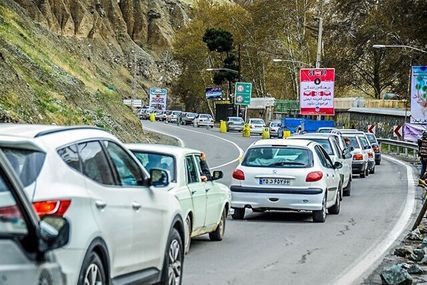 ترافیک جاده چالوس فوق سنگین است