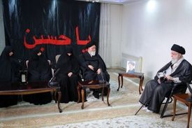 رهبر انقلاب: تشییع مردمی رئیس‌جمهور، پیام قوت جمهوری اسلامی به همه دنیا بود