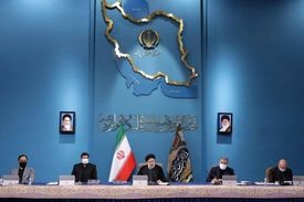 کیهان بالاخره پذیرفت در دولت سیزدهم، کشور با مشکلات روبرو بوده