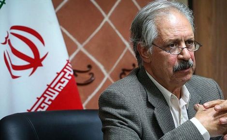 بیگدلی، کارشناس بینالملل: بازگشایی سفارت آمریکا اقدام خوبی است، یک ماه دیگر پزشکیان و عراقچی به نیویورک خواهند رفت و باید در آنجا بتوانند با ملاقاتهایی که دارند درهای بسته را باز کنند.