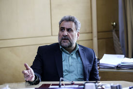 حشمت‌الله فلاحت پیشه: ورود علی لاریجانی به شورای عالی امنیت ملی در داخل پیامِ پایان دیرهنگام افراطی‌گری و در خارج تمایل به مذاکره است