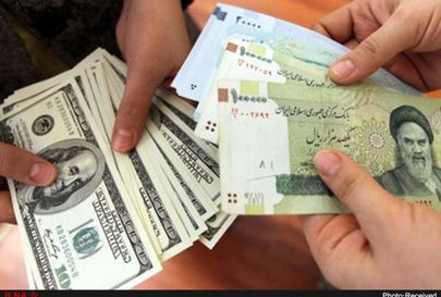 عقبنشینی دلار در برابر ریال ایران