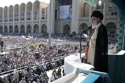 سلاحى که امروز در دستان رهبر معظم انقلاب بود + عکس
