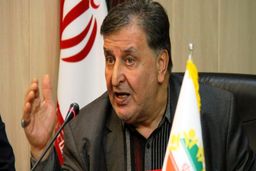 یک نماینده مجلس: یک زن و مرد شبانه ۷۰۰ خودرو ثبت نام کردند!