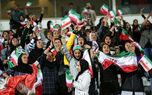 روایت دستفروش زن ورزشگاه آزادی؛ از درآمد میلیونی تا امید برای حضور مجدد