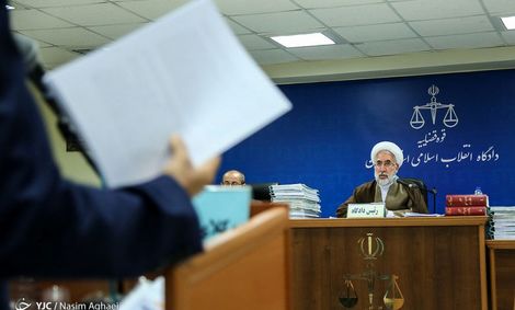 متهمان فراری بانک ملت برای چه کسانی نامه می‌نویسند؟