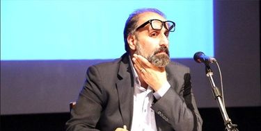 «عبدالرضا داوری» به اتهام همکاری با آمدنیوز بازداشت شد
