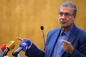 علی ربیعی در نشست خبری: دولت برنامه‌ای برای قطع کردن دسترسی مردم به اینترنت ندارد/مگر اینترنت قطع‌شدنی است؟!