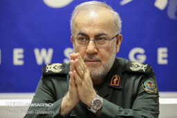 ستاد کل نیروهای مسلح فعلا برنامه‌ای برای سربازی بانوان ندارد